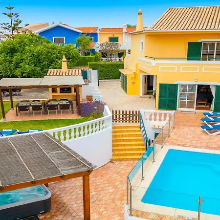 Fantastic Villa With Heatable Pool Jacuzzi And Bbq Villa